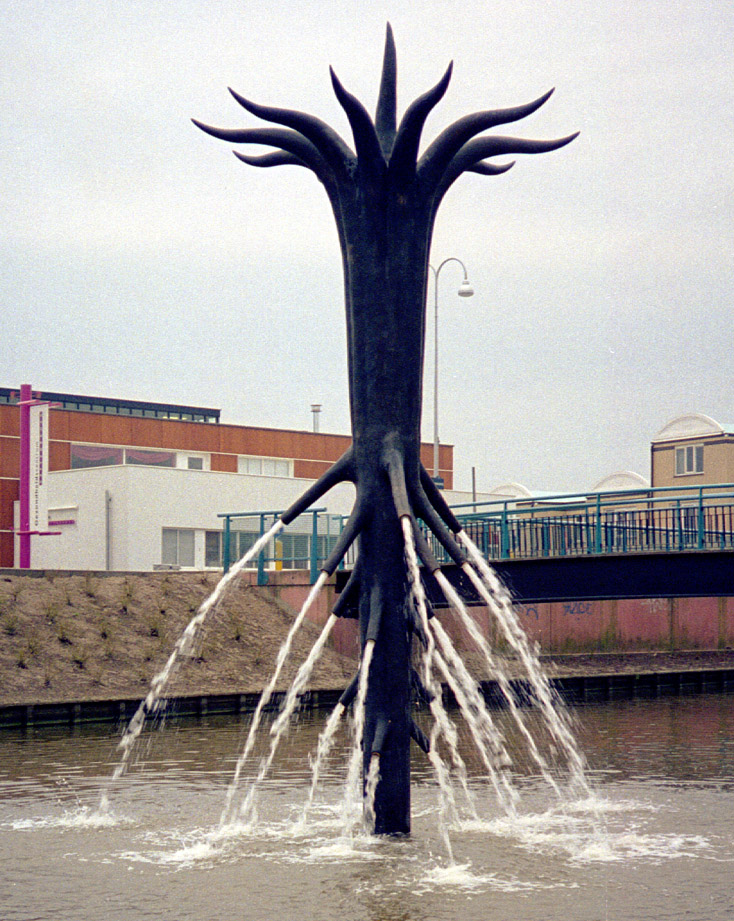 Tree Fountain, Kattenbroek, Amersfoort, Netherlands by Thom Puckey