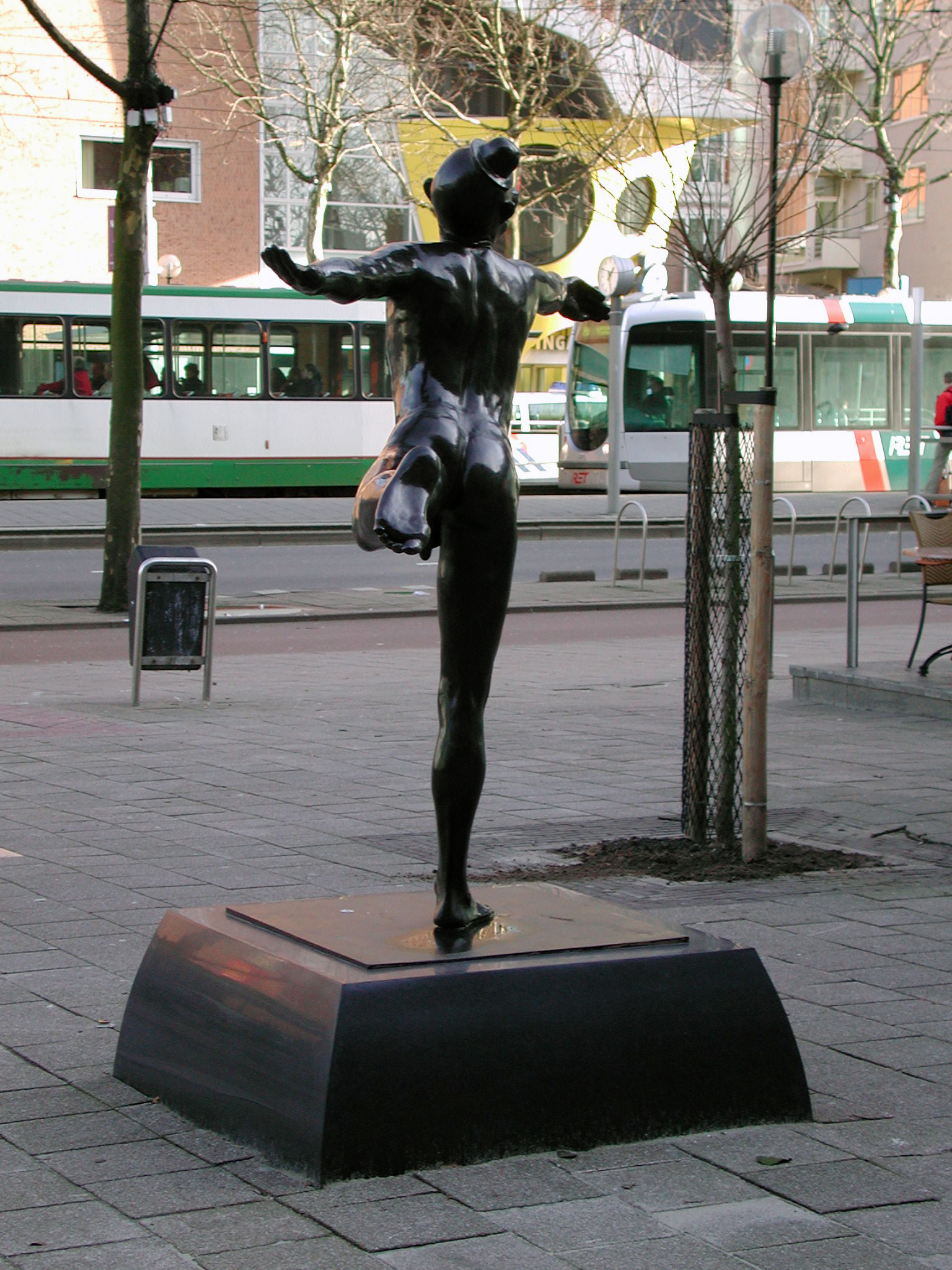 image Thom Puckey The Husband of the Doll - Coolsingel, Rotterdam 2