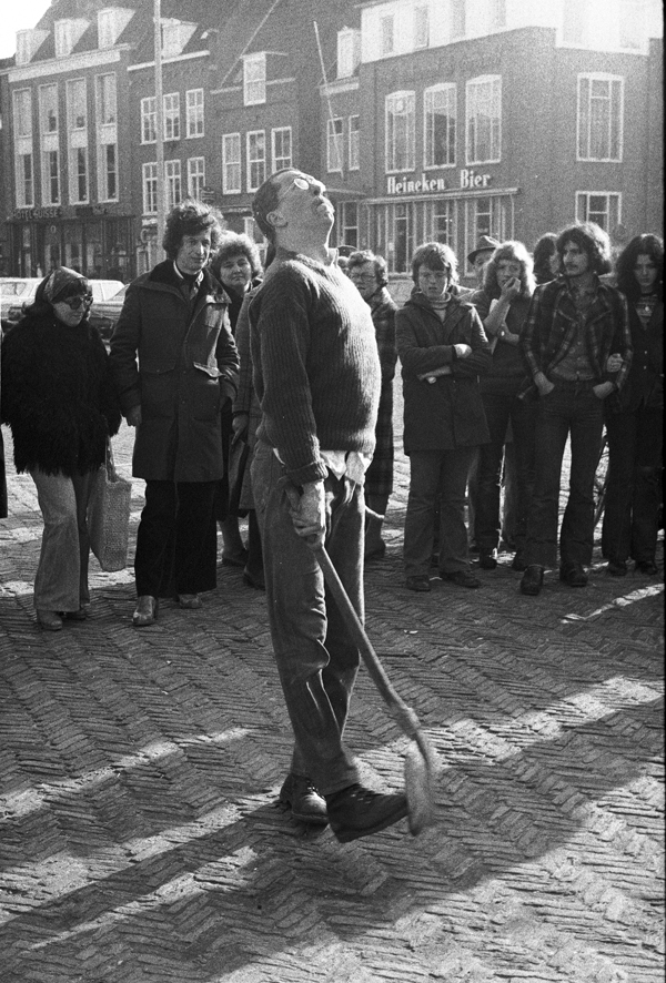 image Thom Puckey 30 photos. Solo performance. 'Speech on Behaviouralism', The Market Square, Middelburg. 29