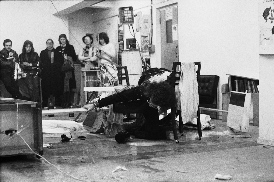 image Thom Puckey Reindeer Werk at Goldsmiths College, April 1975 5